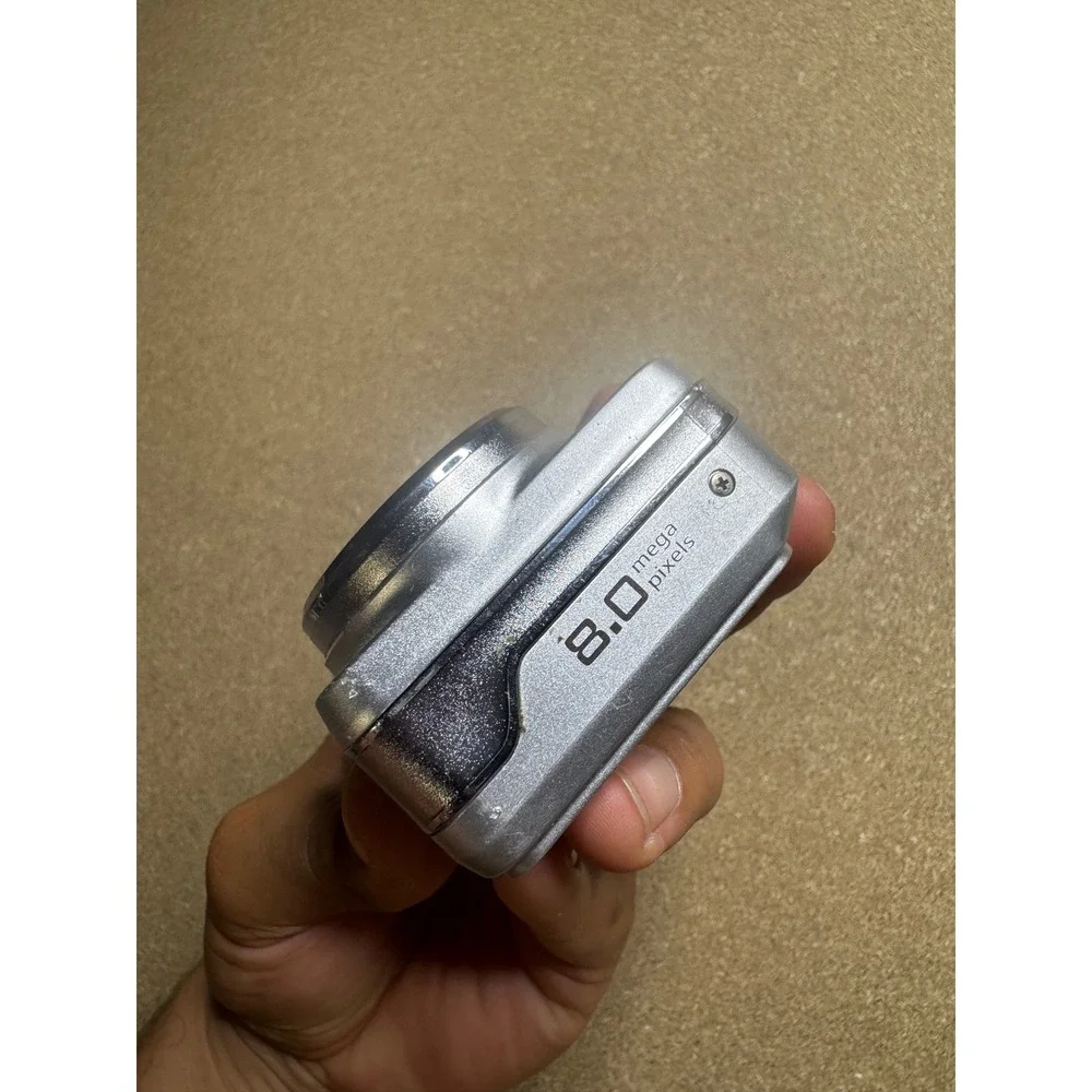 Kodak EasyShare C875 Silver Digital Camera 8.0MP 5X Optical Zoom Schneider Lens